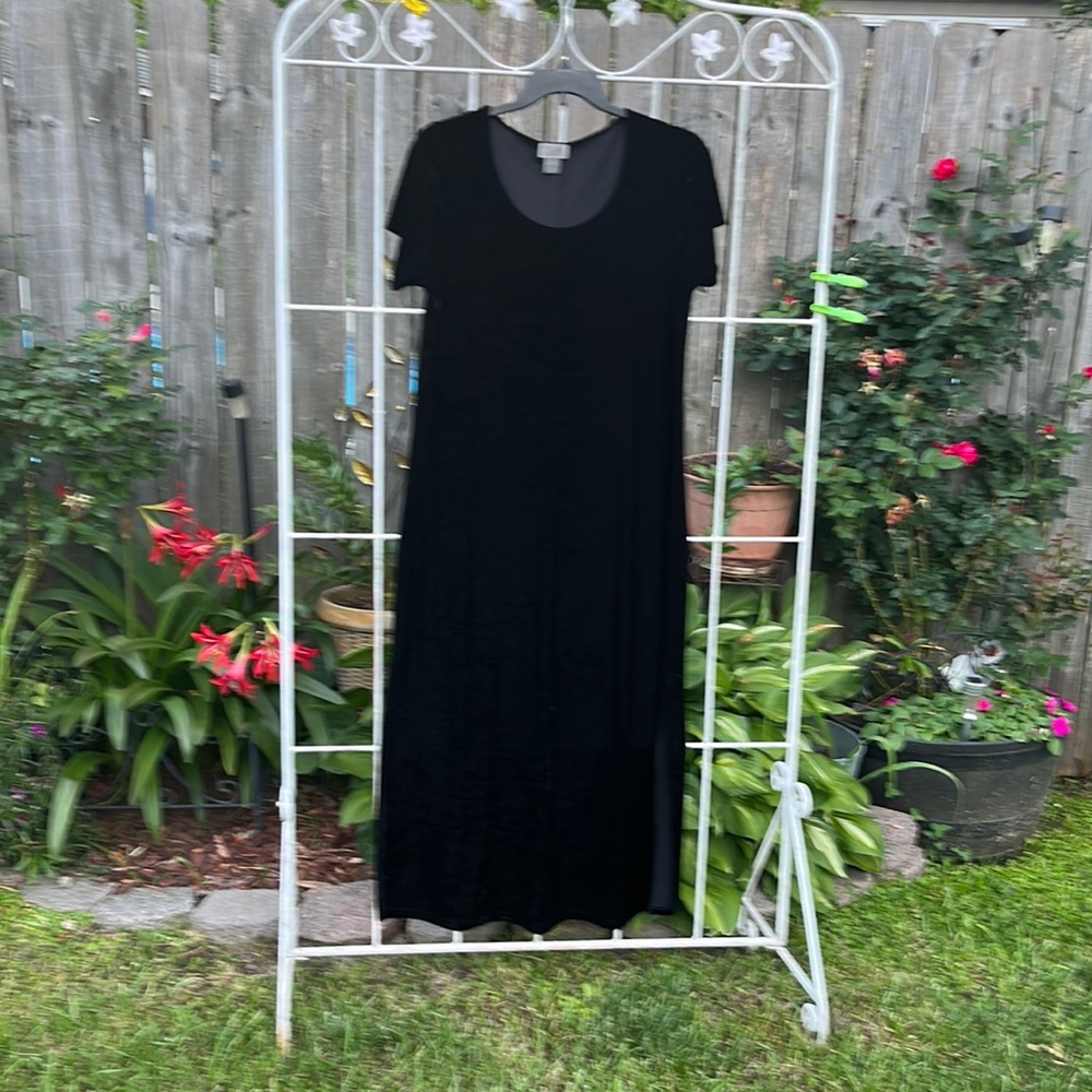 Cassini Dress black velour preowned gently sided long maxi , size large,vintage